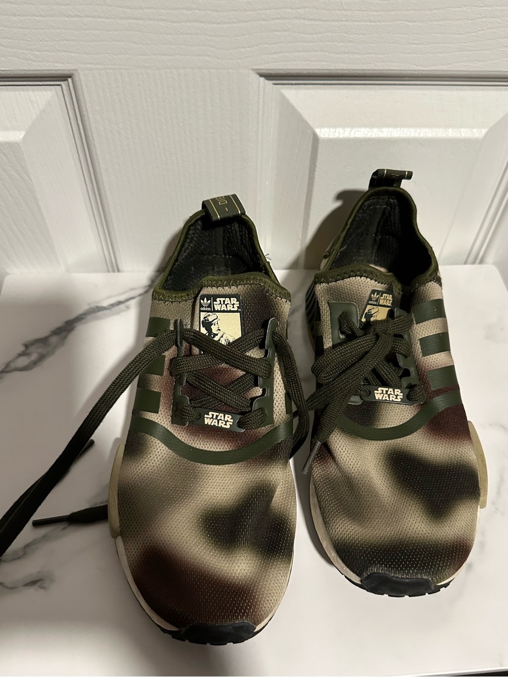 Star Wars x Adidas NMD_R1 Princess Leia Sneakers Size 7 Women’s
